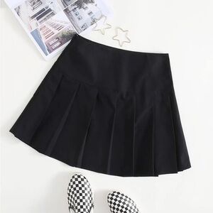 Pleated Black Mini Skirt
